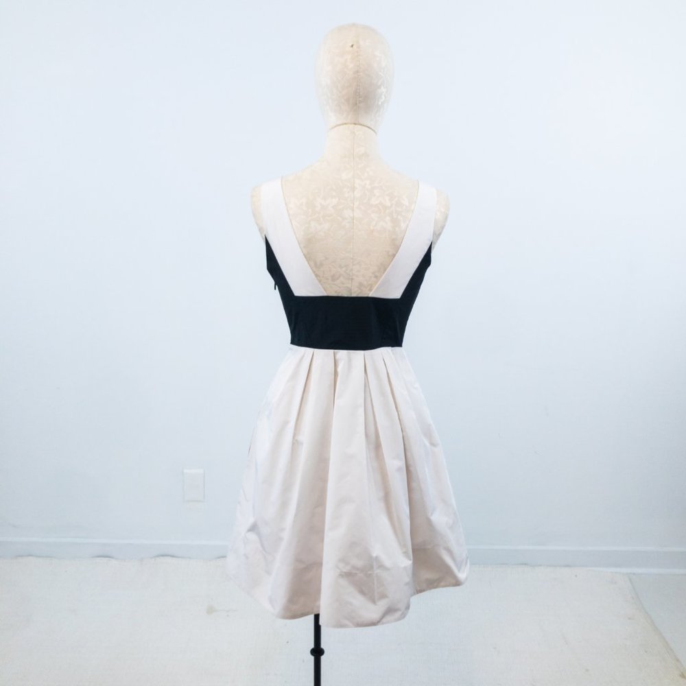 BCBGMaxAzria 2 Colorblock Mini Dress White Black - Picture 5 of 9